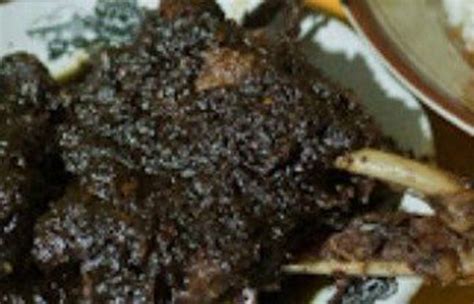 Walaupun saya sudah cukup lama tinggal di. Nasi Bebek, Kuliner Khas Madura yang Bikin Lidah Goyang ...