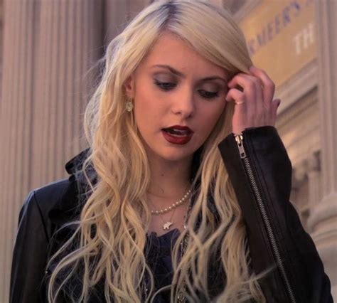 Taylor Momsen Who Played Jenny Humphrey From Love Is The Story Of