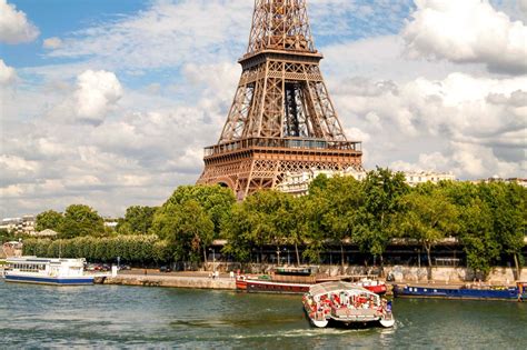 Eiffel Tower Skip The Line Ticket And Seine River Cruise Paris France