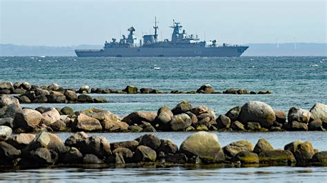 Pfingstmontag in deutschland (pfingsten in deutschland). Kriegsschiffe - Schiffbilder.de