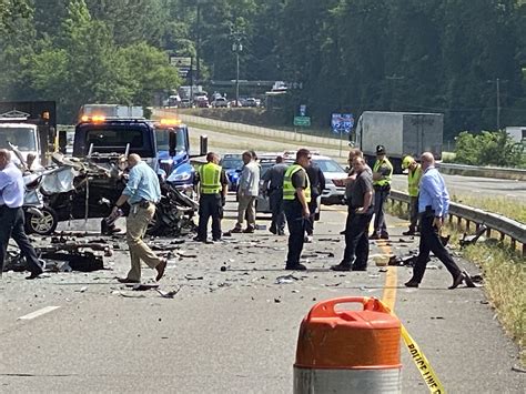 4 Killed 3 Injured In Chain Reaction Crash On I 95 South In Henrico