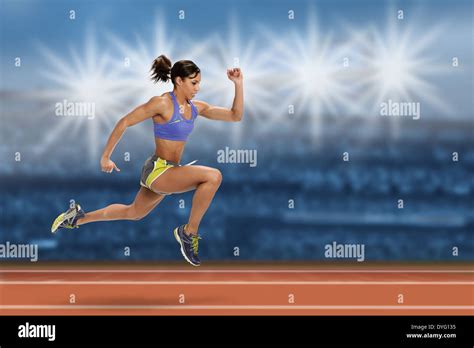 American Sprinter Woman Hi Res Stock Photography And Images Alamy