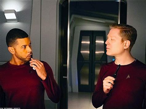 Star Trek Introduces Its First Gay Couple To The Universe