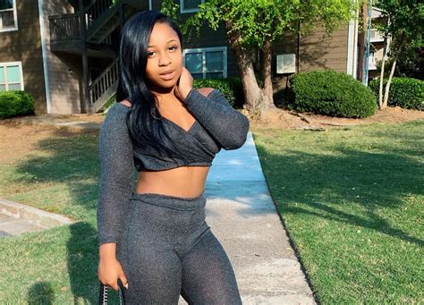 Lil Wayne S Daughter Reginae Carter Is Glowing In New Sizzling Photos