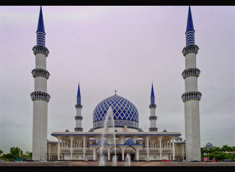 Malaysia, shah alam, persiaran raja muda. Masjid Sultan Salahuddin Shah Alam