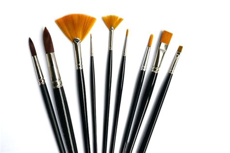 9 Of The Best Paint Brushes For Artists Of All Skill Levels Laptrinhx
