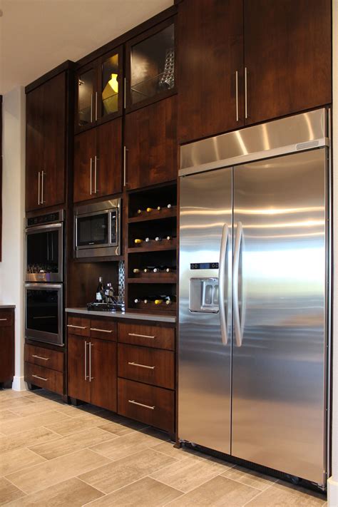 Again, the construction of kitchen cabinets differs from manufacturer to manufacturer, regardless of whether it's done by chinese or american brands. Kitchen 009b - Burrows Cabinets - central Texas builder ...