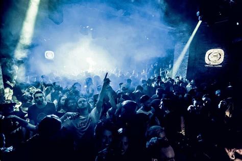 Fabric Closing Down Djs And Clubbers Anger After London Nightclub Is