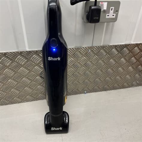 Shark Cordless Handheld Vacuum Cleaner Black Ch950ukt 622356242196