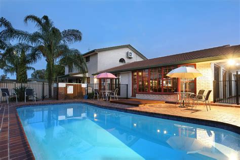 Tamworth Motor Inn And Cabins Nsw Holidays And Accommodation Things To