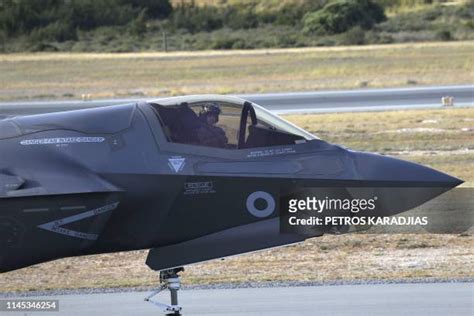F 35 Cockpit Photos And Premium High Res Pictures Getty Images