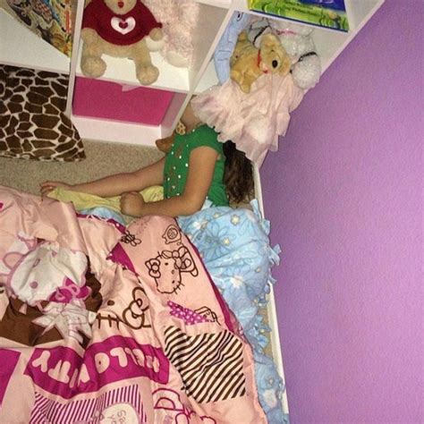 Pictures That Prove Kids Can Fall Asleep Anywhere Fun