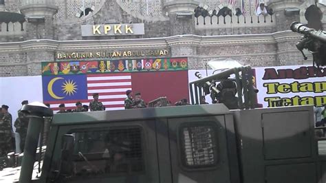 Tentera Darat Malaysia Tdm Dataran Merdeka 2011 12 Youtube
