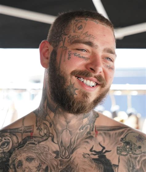 Post Malone Tem Tatuagem De John F Kennedy Kurt Cobain E Mais Espalhadas Pelo Corpo