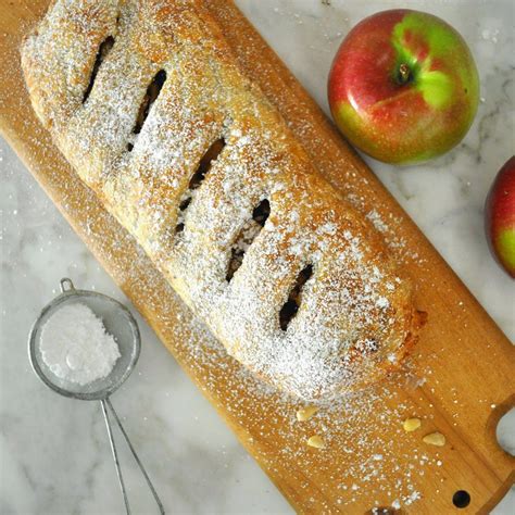 Cooking With Manuela Homemade Easy To Make Apple Strudel
