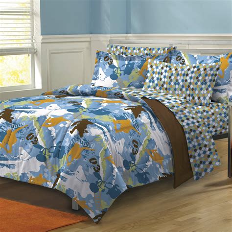 Our teen boys bedding sets have everything you may need to change the way of your teen boy's room. Modern Bedding Sets for Teen Boys