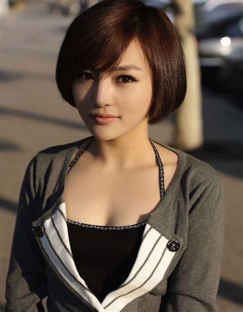 Model potongan rambut spiky adalah salah satu model potongan rambut rambut yang paling populer sejak lama. Model Rambut Pendek Wanita Sesuai Bentuk Wajah