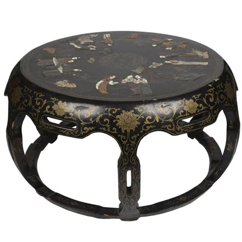 Chinese Black Lacquer Round Coffee Table At 1stdibs Chinese Round