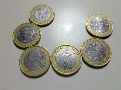 Different Sides Of The 1 Euro Coins In My Wallet Reurope