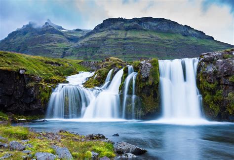 Iceland Waterfall Mountains Wallpaper