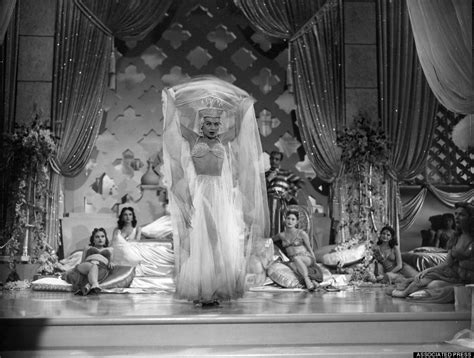 A Brief But Stunning Visual History Of Burlesque In The 1950s Huffpost