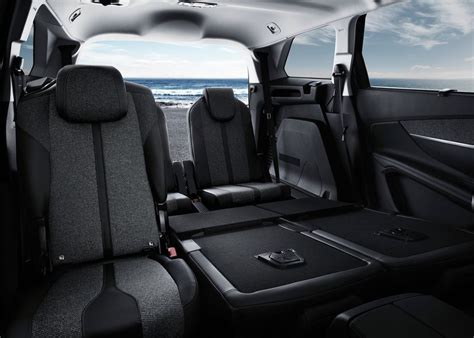 10 Best Cars With Three Full Rear Seats Carwow Art