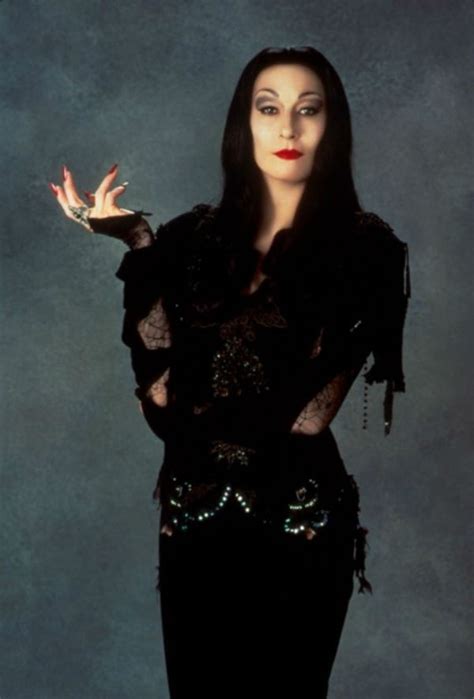 Angelica Huston As Morticia Addams Voices Pinterest