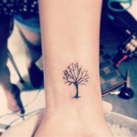 Introducing Oak Tree Tattoo Small For A Perfect Finish Minerva Blog