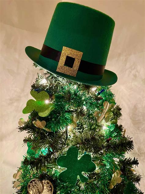 Quick Easy St Patricks Day Tree Decor For Only Craft And Sparkle