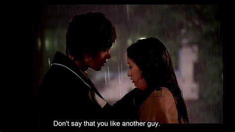 Something in the rain sounds like a lot better than pretty sister who buys me food' i thought it was a cartoon drama until i saw syj in it. Playful Kiss : 3rd Kiss ( Rain Scene ) - YouTube