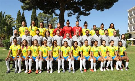 Seleção Brasileira Feminina De Futebol Selecao Brasileira Feminina Realiza Testes Fisicos Em