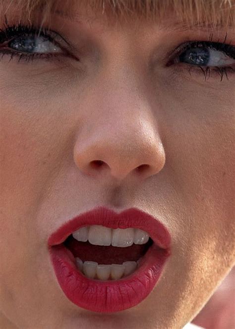 Celebritycloseup Taylor Swift Teeth Taylor Swift Pictures Close Up
