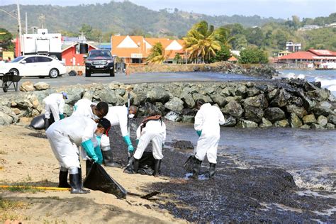 Tobago Oil Spill Caused By Sunken Boat Worsens Trinidad Guardian