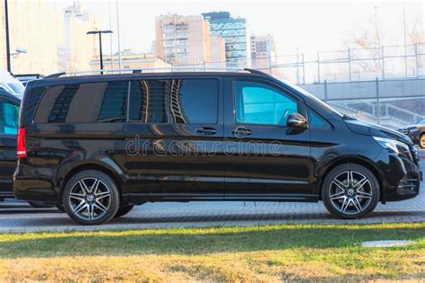 When you rent a mercedes benz sprinter van from master's transportation, you can expect only the best in terms of comfort, affordability, luxury, safety, and convenience. Black Luxury Van Mercedes-Benz Minivan Side View. Russia, Saint-Petersburg. 07 April 2020 ...