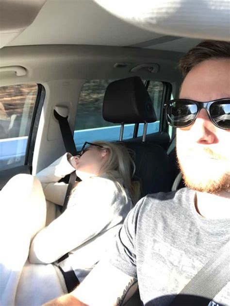 Husbands Hilarious Selfies Of His Wife Napping On Road Trips Make For The Perfect Revenge