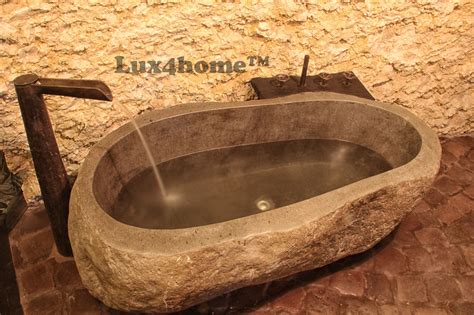 River Stone Bathtub Producer Soaking Bathtub