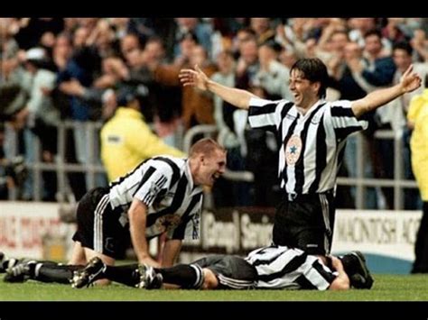 Catch the latest manchester united and newcastle united news and find up to date football standings, results, top scorers and previous winners. Newcastle United 5 - 0 Manchester United - YouTube