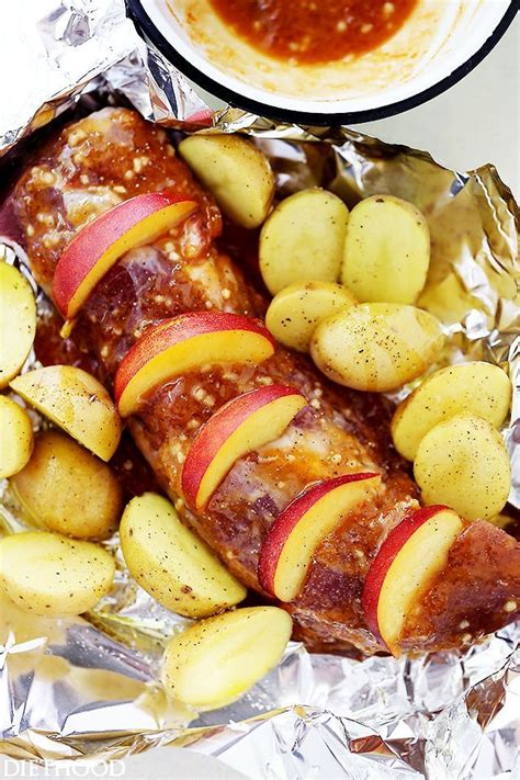 How to make pork tenderloin in the oven? Grilled Peach-Glazed Pork Tenderloin Foil Packet with Potatoes - Diethood | Foil packet meals ...