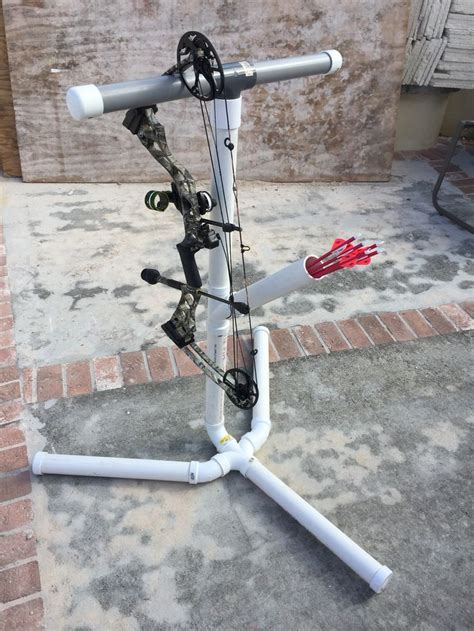 Pin On Compound Bow Stand With Quiver