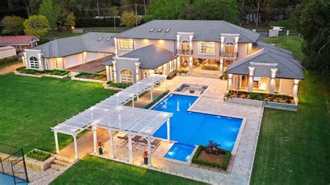 Luxurious Middle Dural Estate Listed With A Price Guide Of 95m To 9