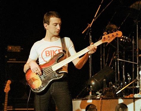 John Deacon Bassiste De Queen Biographie Cours De Basse