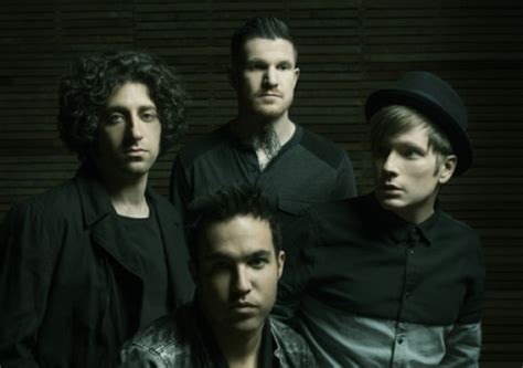 Fall Out Boy、最新アルバム『save Rock And Roll』 から「just One Yesterday Feat