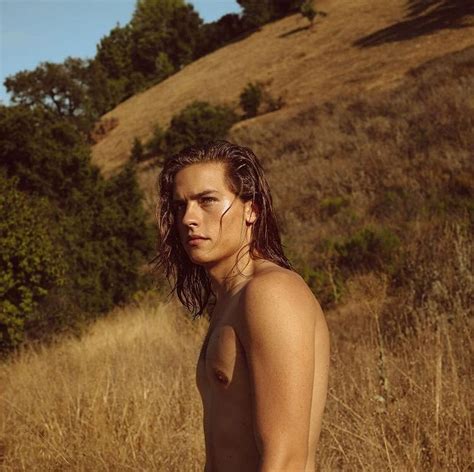 Alexis Superfan S Shirtless Male Celebs Dylan Sprouse Shirtless From