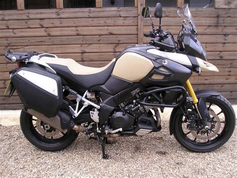 The wheelbase is very slightly longer and there's a touch more ground clearance. £ SOLD, Suzuki DL1000 A-L4 ABS V-Strom Desert Edition ...