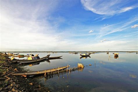 Tam Giang Lagoon In Thua Thien Hue Province Hue City Attractions
