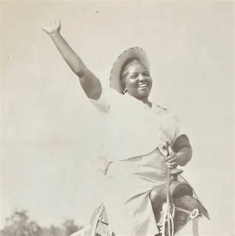 Original Photos S African American Women Out West Bronco Riding Joyous Picclick