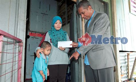 Check 'bertanya' translations into english. 'Alhamdulillah, ramai yang bertanya khabar' | Harian Metro