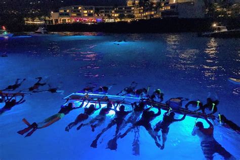 Manta Ray Night Snorkel In Kona Marriott