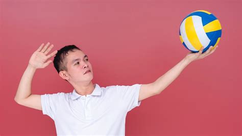 Belajar Cara Passing Atas Bola Voli, Yuk! | Telkomsel