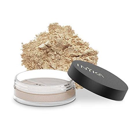 10 Best Loose Powder Foundations For Oily Skin And A Flawless Finish